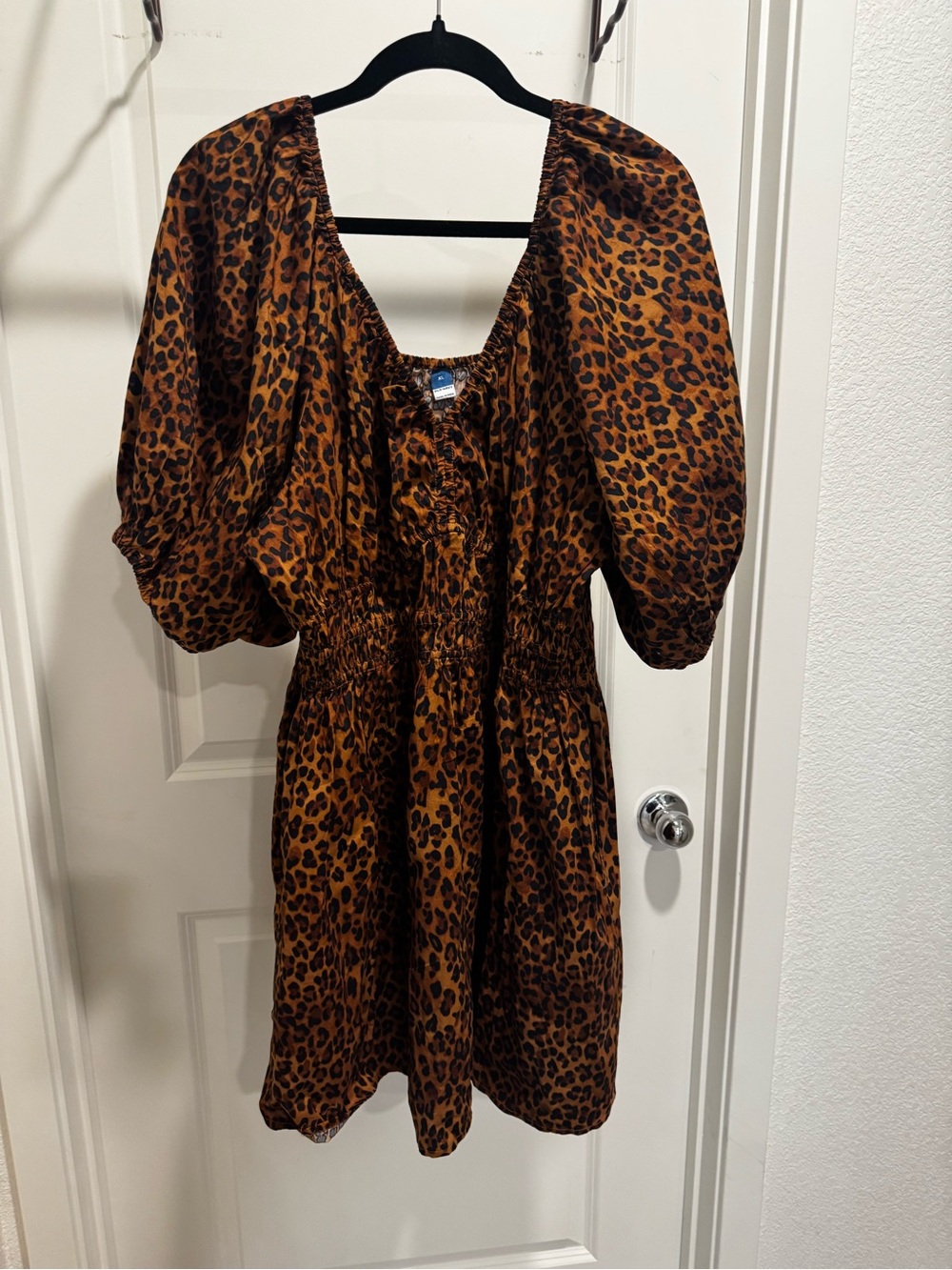 Old Navy Leopard Waist-Defined V-Neck Mini Dress - Size XL